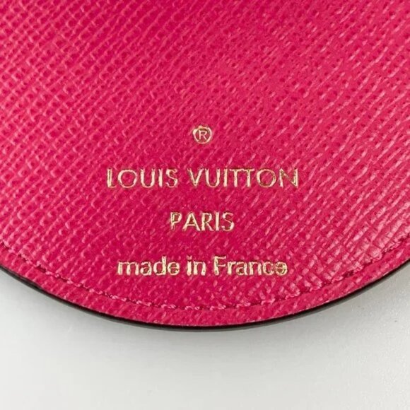 NIB Louis Vuitton Hollywood Drive Christmas bag charm and key holder - Picture 3 of 5